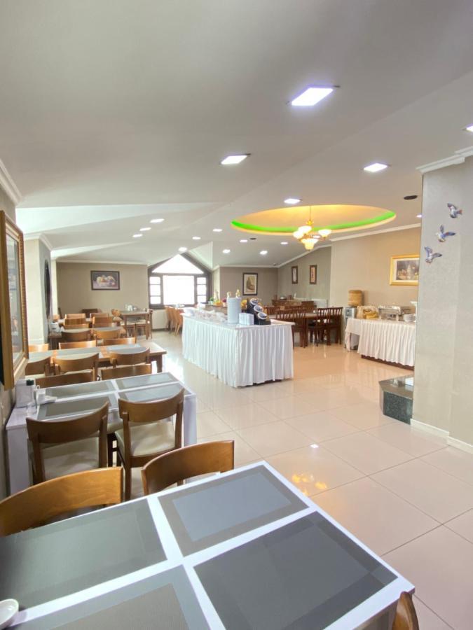 Hotel Kent Ani Kars Exterior photo